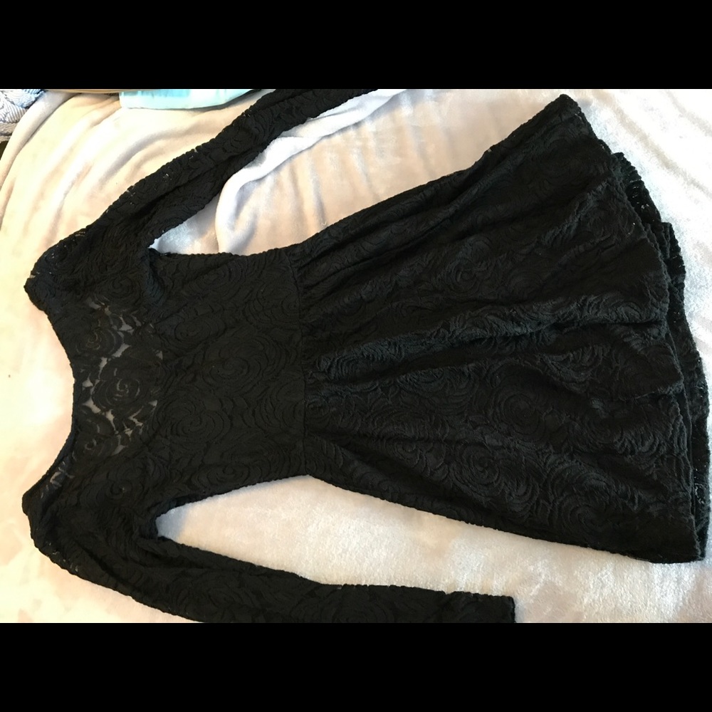 Black long sleeve party dress